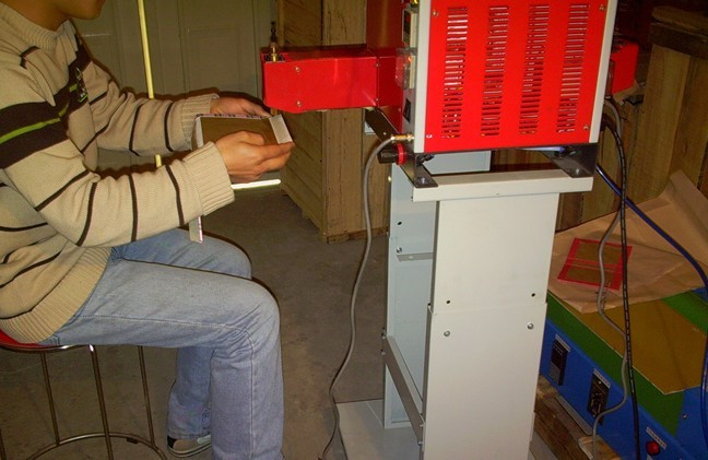 熱熔膠噴膠機生產(chǎn)工藝圖