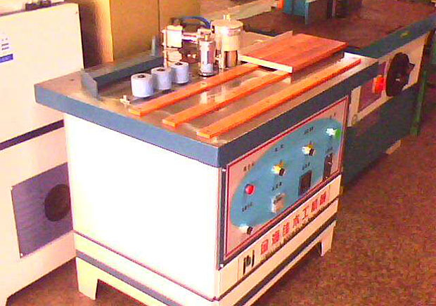 ʹ���е���ֱ����߅�C