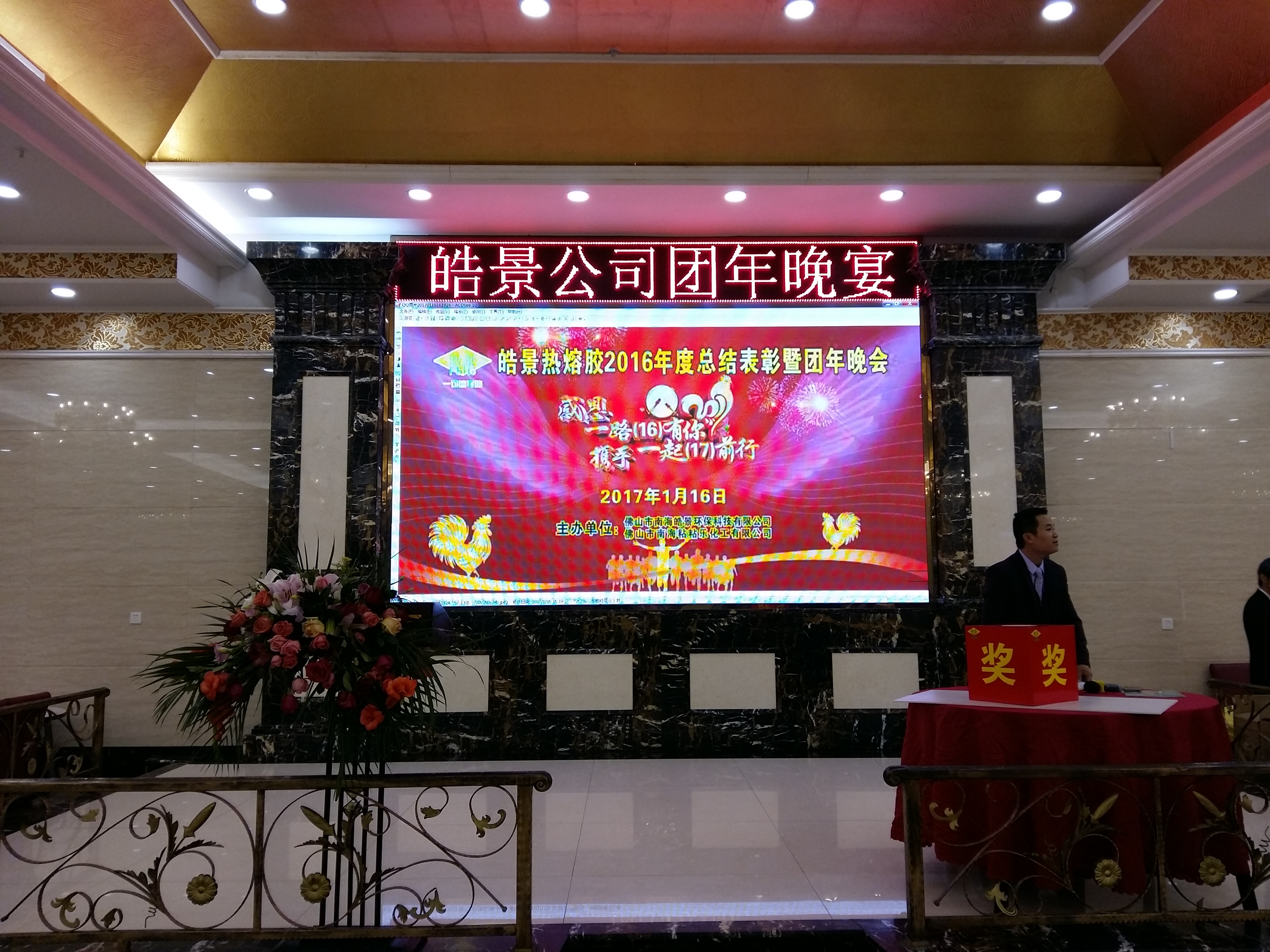 �_(k��i)����