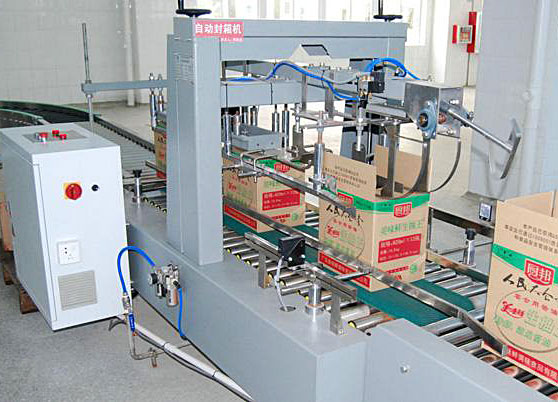 熱熔膠封合紙箱