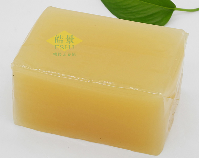 塊狀的熱熔膠